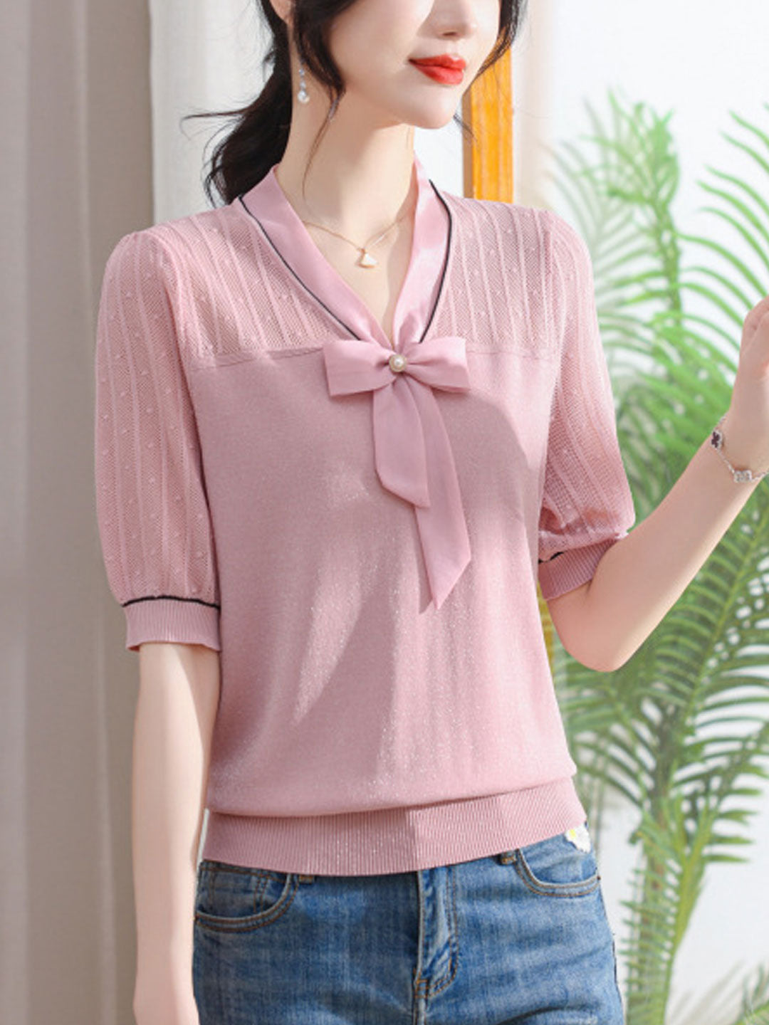 Ava Classic V-Neck Bow Ice Silk Knitted Top