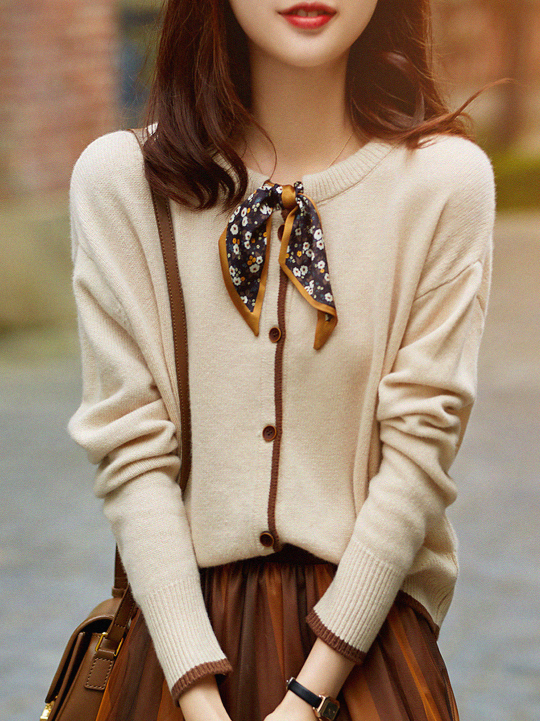 Vintage Crew Neck Long Sleeve Knit Cardigan