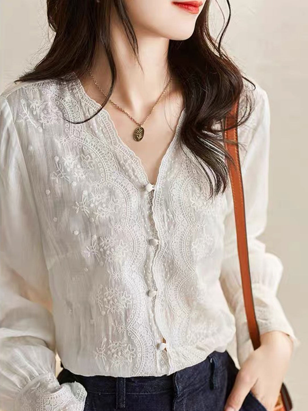 Abigail Vacation V-Neck Solid Color Embroidered Top