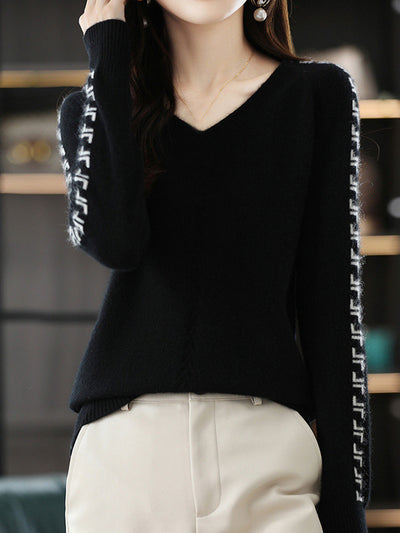 Jessica Loose V-Neck Pullover Knitted Top