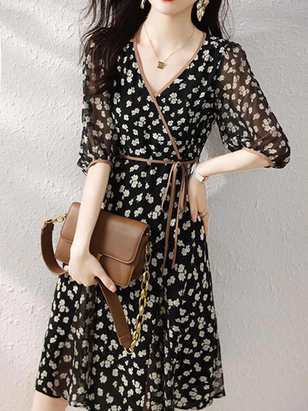 Molly Retro Floral Wrap Waisted Dress-Black Long