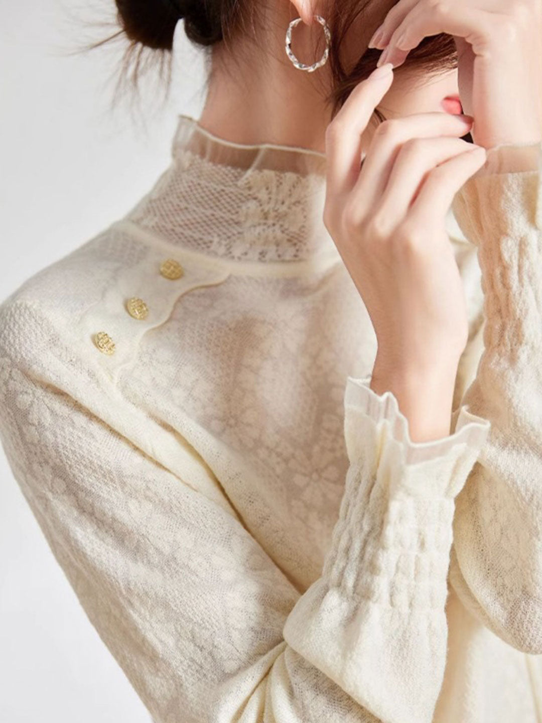 Mia Retro Turtleneck Lace Knitted Top