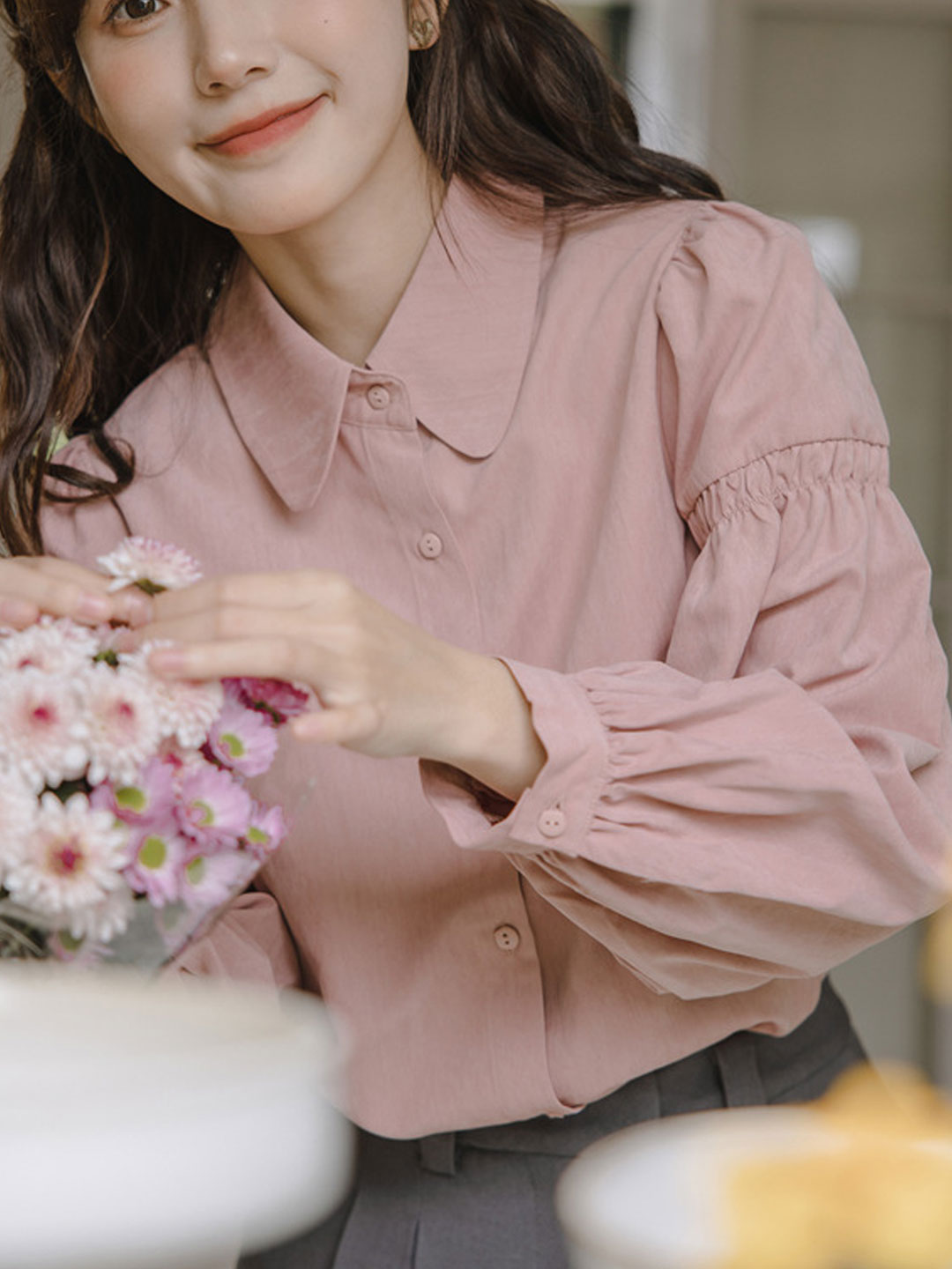 Claire Loose Solid Color Lapel Lantern Sleeve Shirt