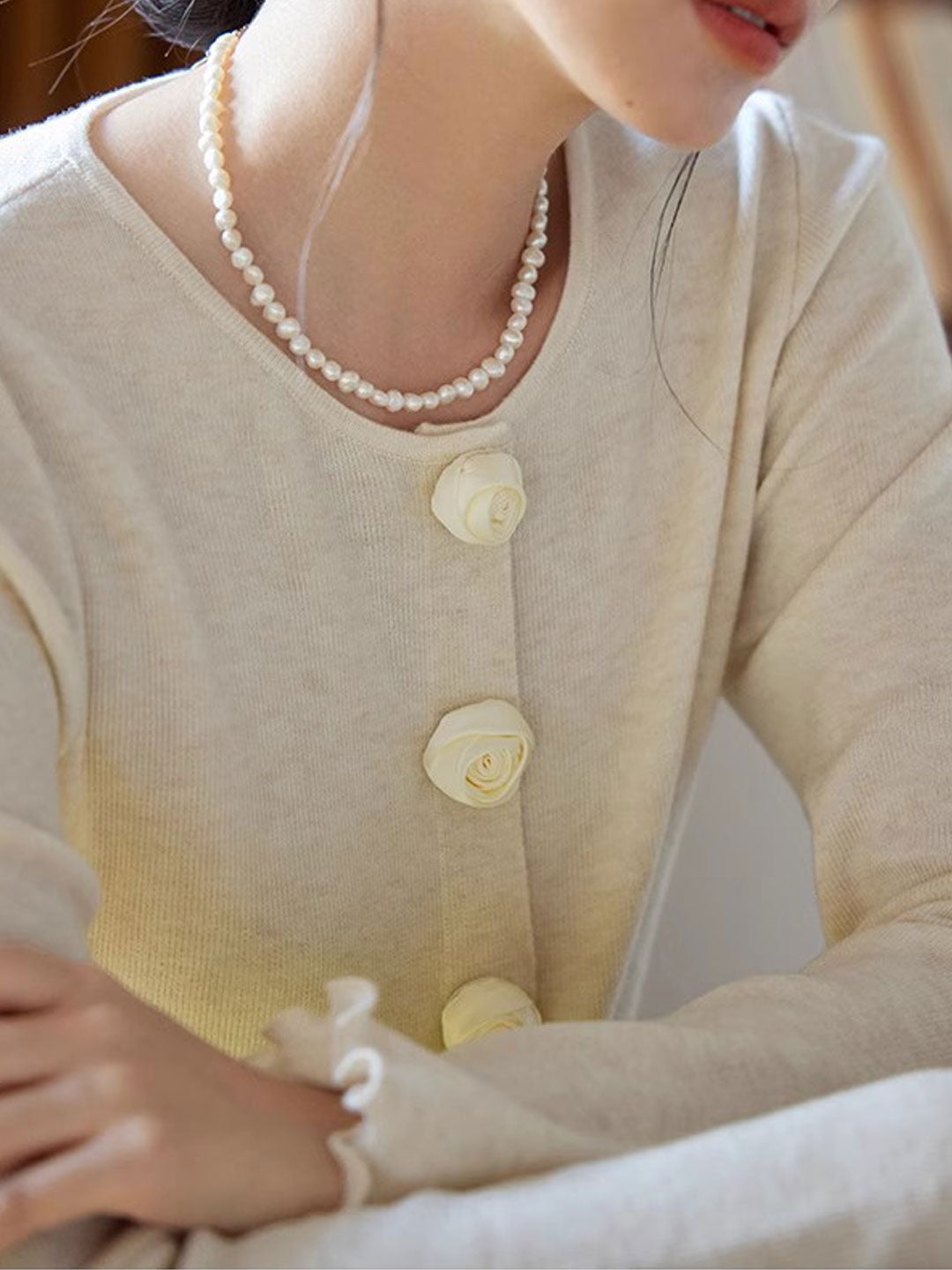 Bella Elegant Crew Neck Auricular Sleeve Knitted Cardigan