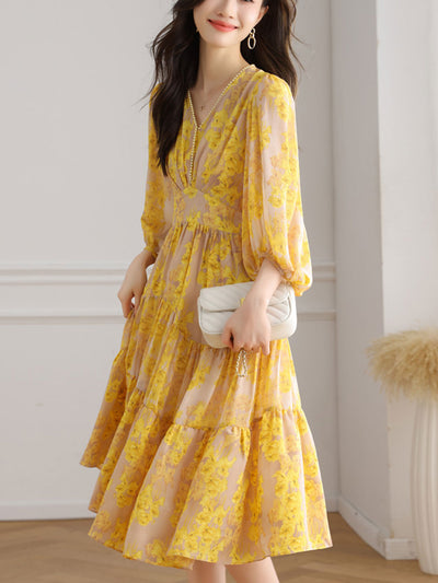 Ava Classic V-Neck Balloon Sleeve Printed Dress