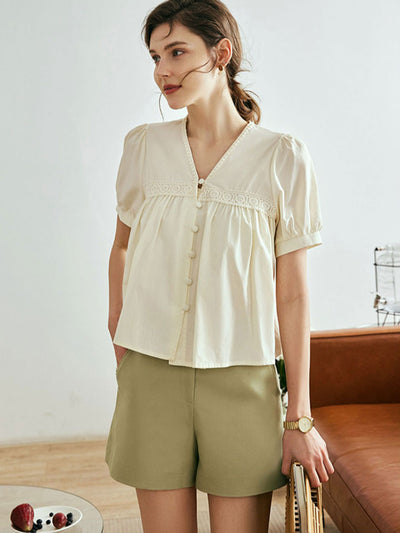 Amelia Classic V-neck Hollowed Blouse