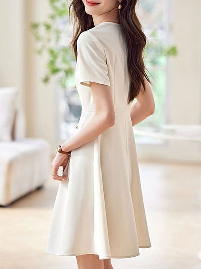 Camila Classic Crew Neck Solid Color Dress