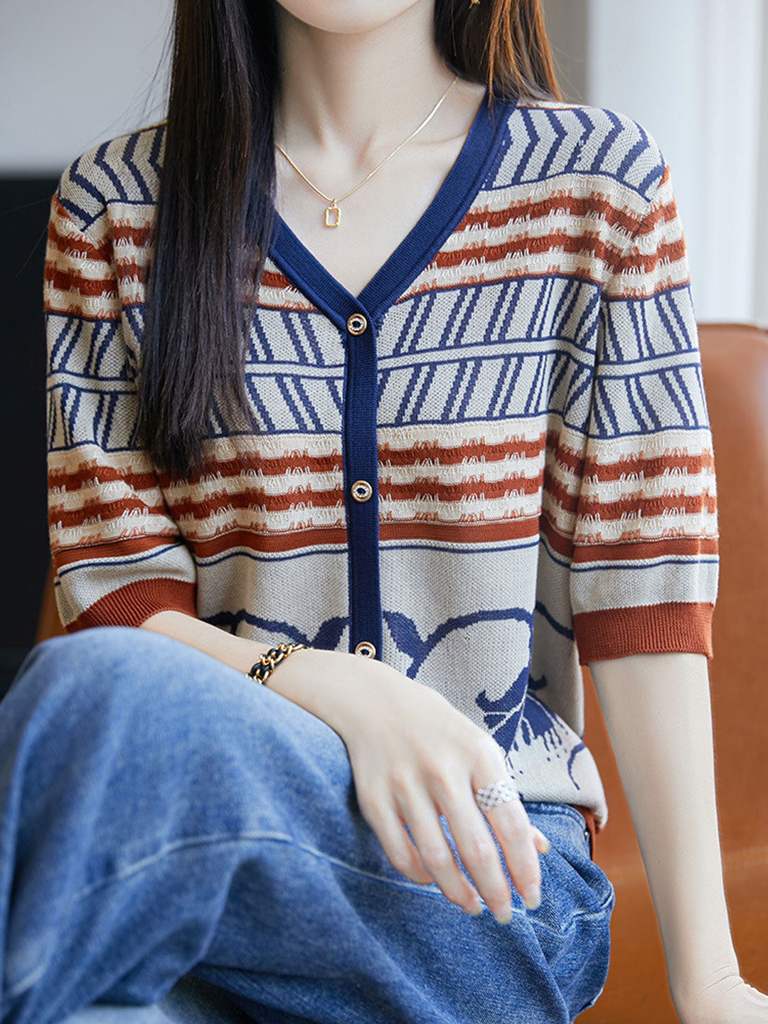 Andrea Loose V-Neck Jacquard Knitted Cardigan
