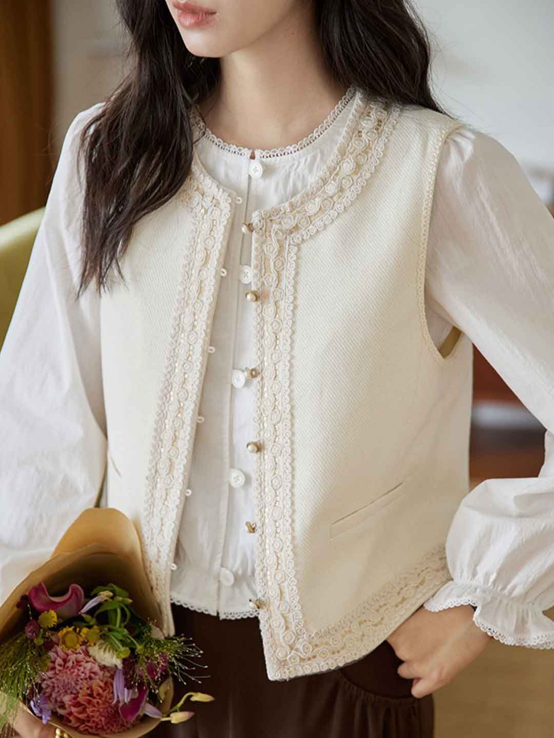 Elizabeth Loose Crew Neck Lace Vest