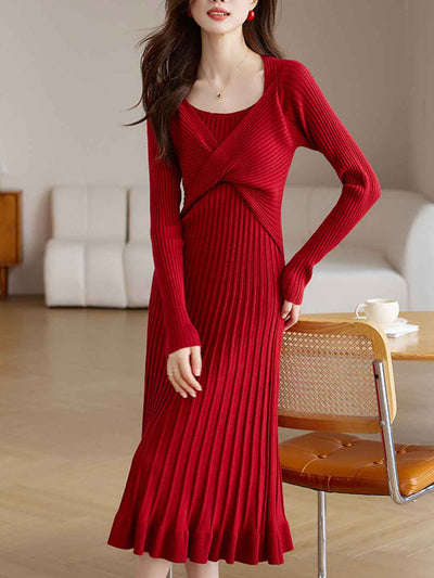 Sophia Elegant Crew Neck Fishtail Pleated Knitted Dress