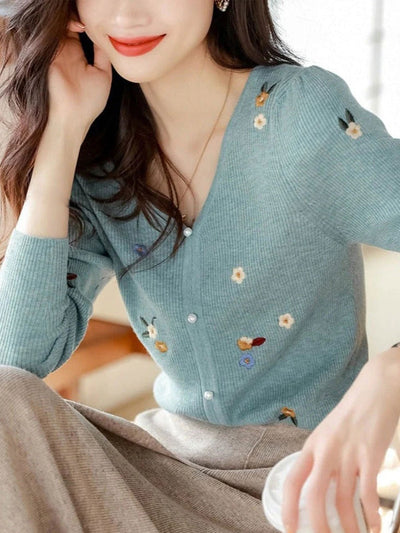 Alena Retro V-Neck Embroidered Sweater-Blue