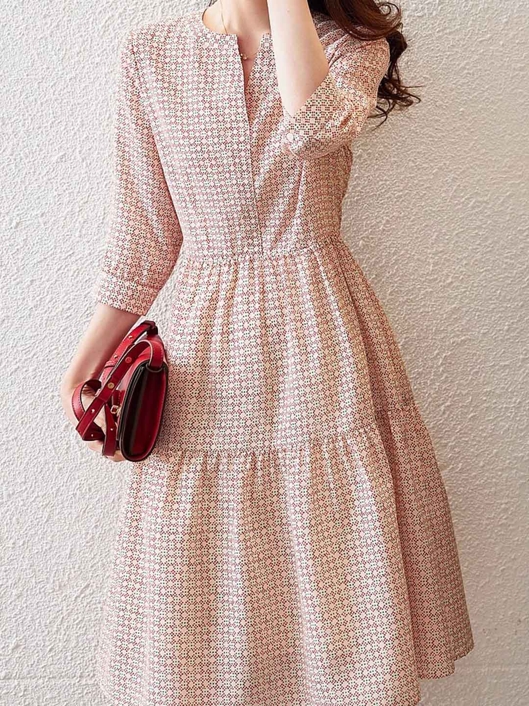 Bailey Classic V-Neck Printed Dress