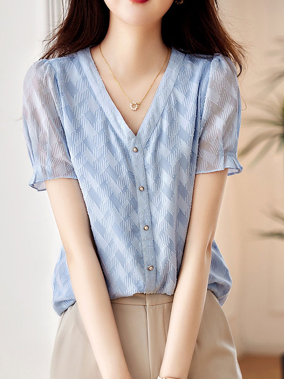 Hannah Classic V-Neck Loose Chiffon Top