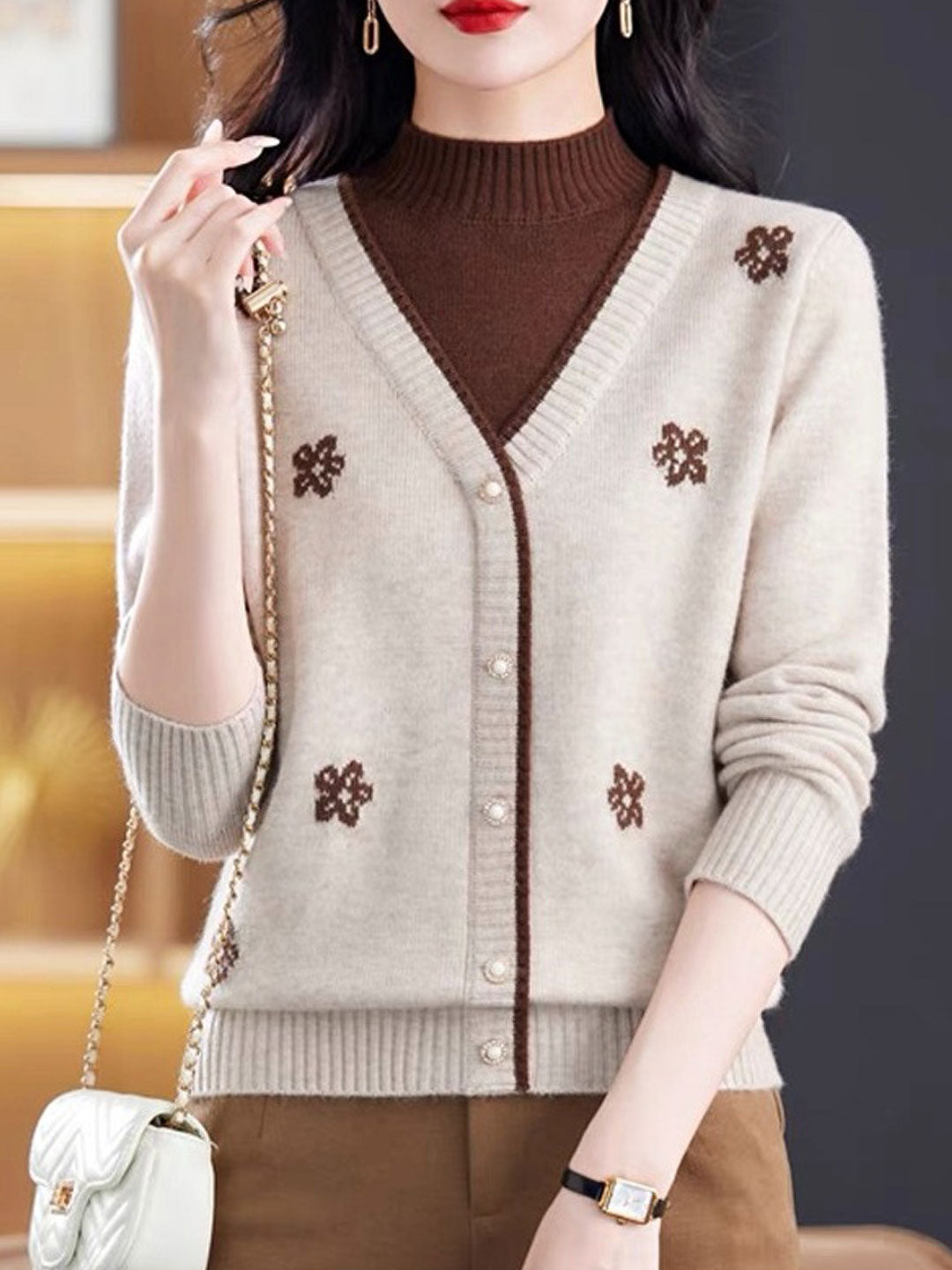 Ava Loose Contrasted Turtleneck Knitted Sweater