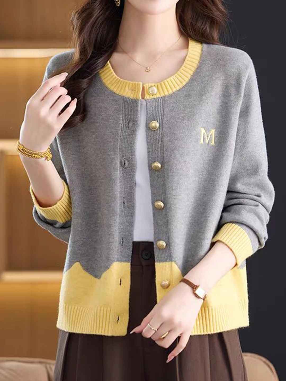 Victoria Classic Crew Neck Colorblocked Knitted Cardigan