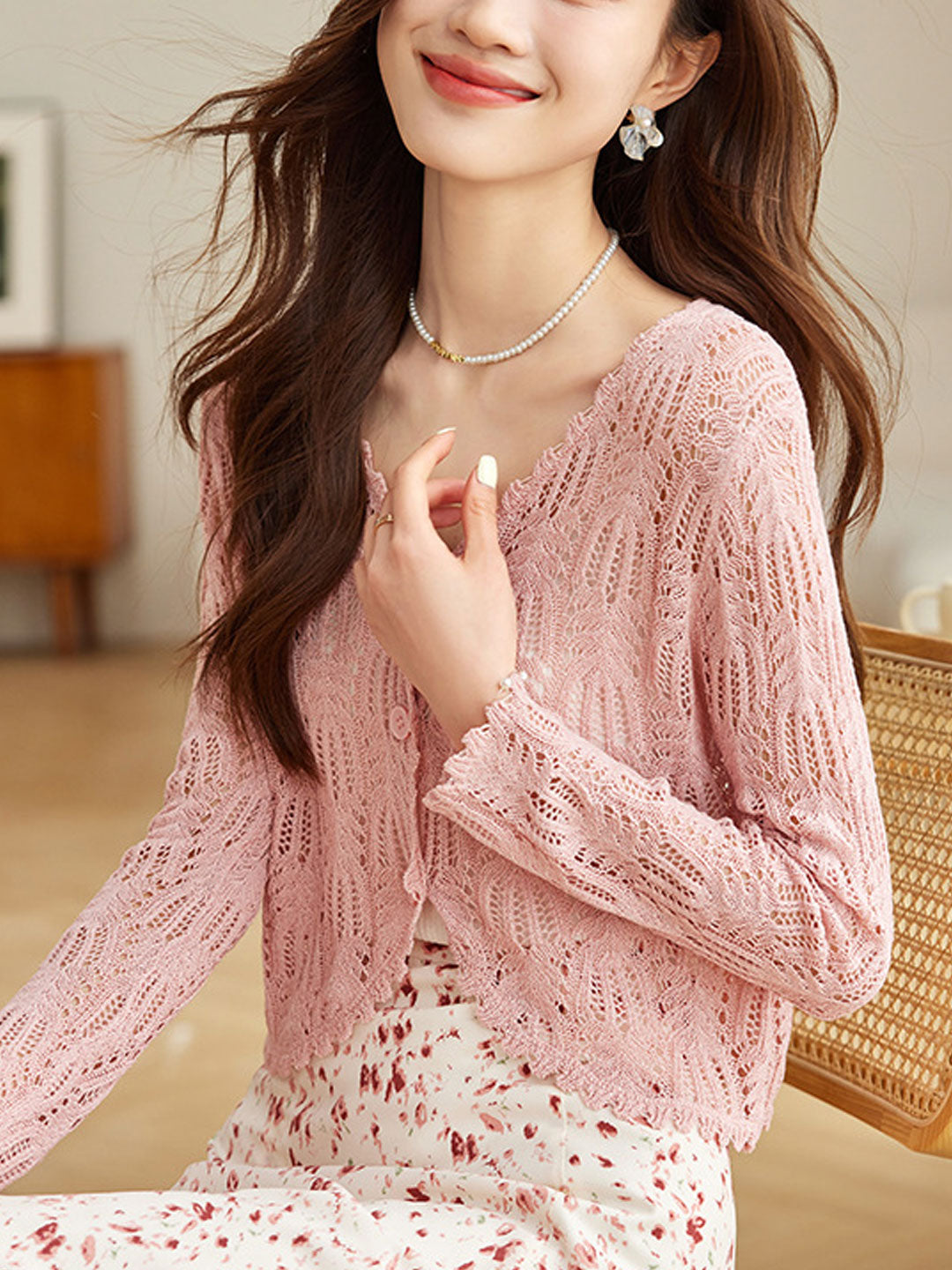 Emma Elegant V-Neck Hollowed Ice Silk Knitted Cardigan-Pink