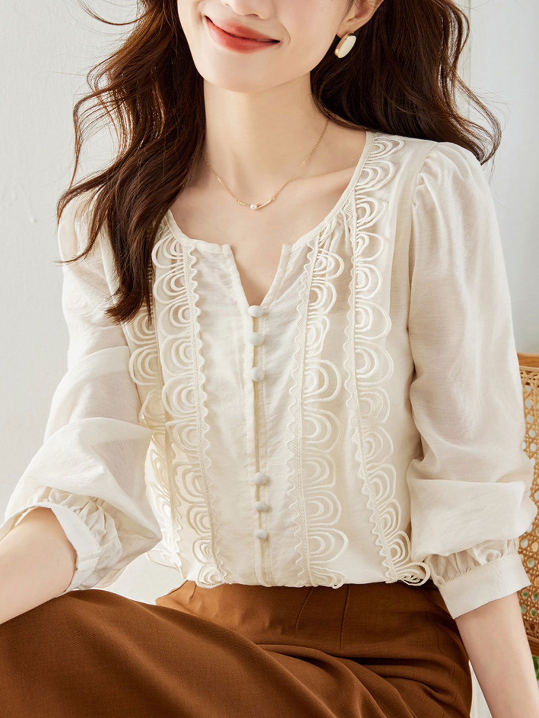 Zoe Classic Balloon Sleeve Lace Chiffon Top