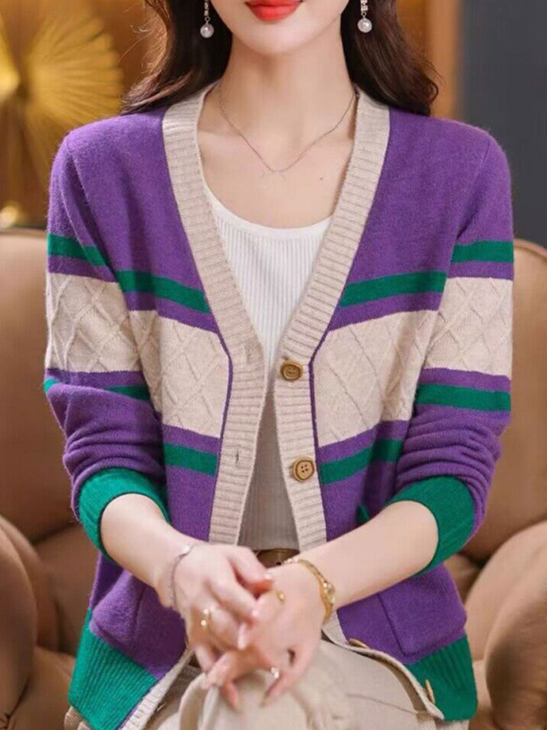 Taylor Classic V-neck Colorblock Knitted Cardigan