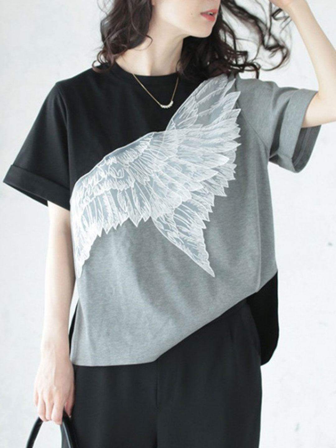 Kayla Individual Crew Neck Splicing Feather Top