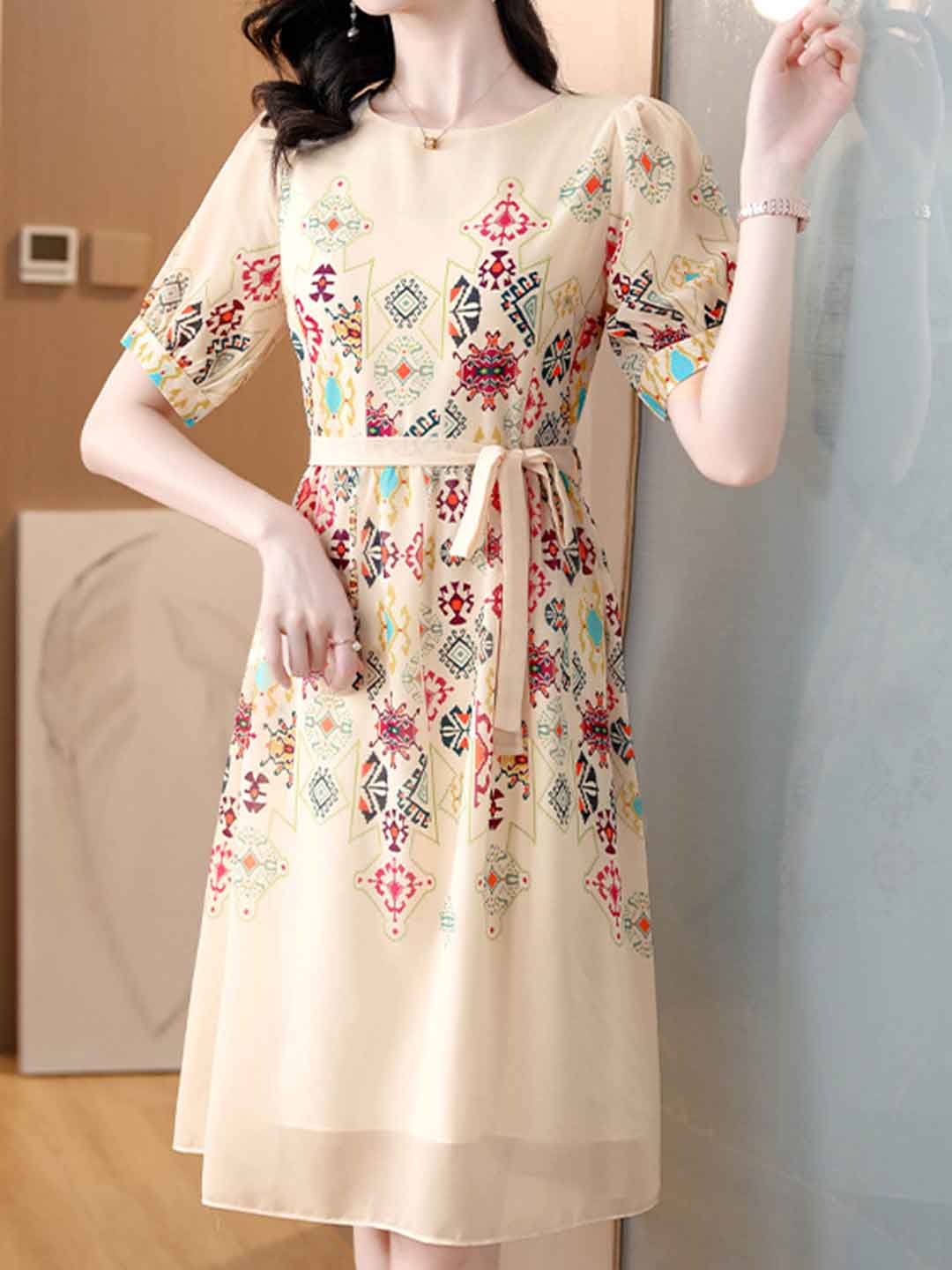 Hannah Vacation Crew Neck Printed Colorblocked Dress