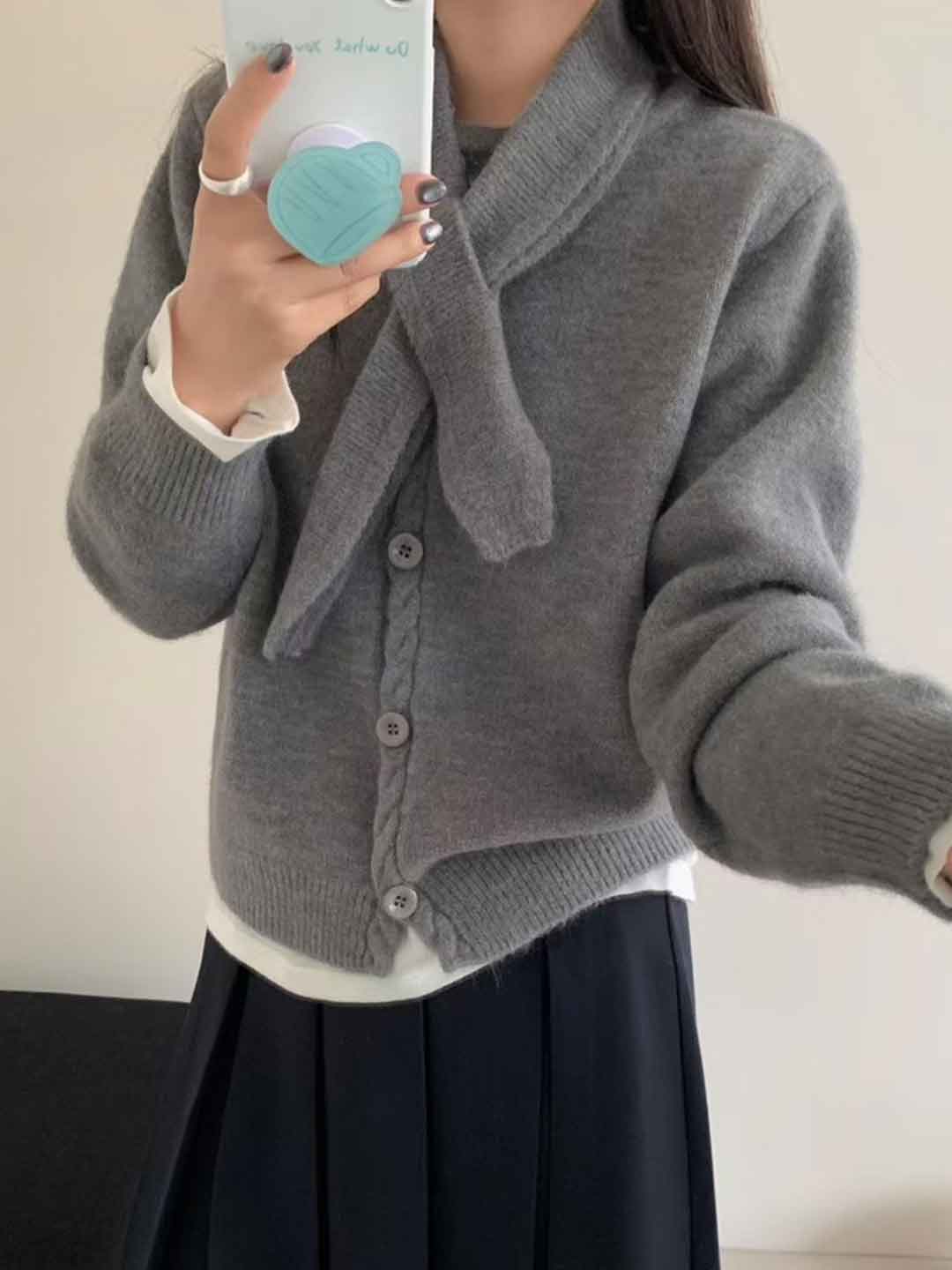 Olivia Classic Scarf Solid Color Knitted Cable Cardigan