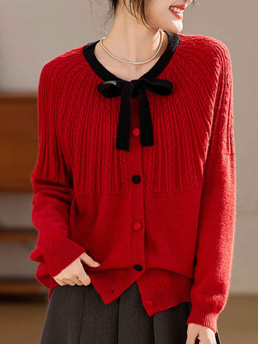 Abigail Loose Crew Neck Color-Blocked Bow Knitted Cardigan