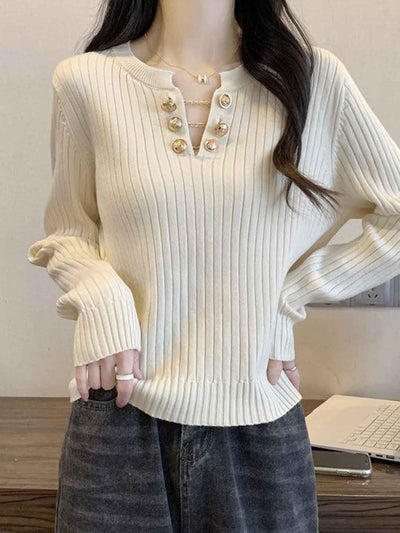Trinity Elegant V-Neck Chain Knitted Top