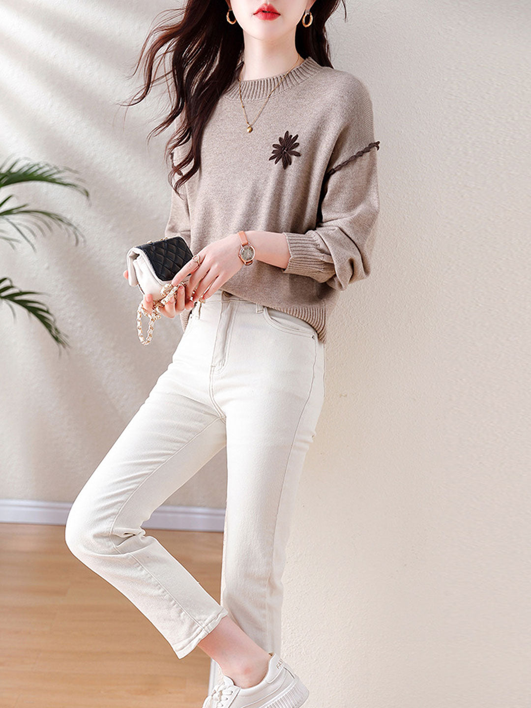 Mia Loose Embroidered Knitted Sweater