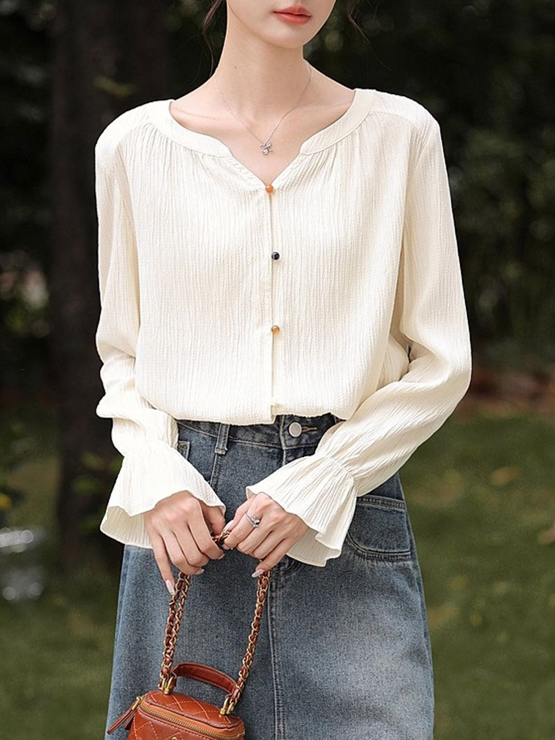 Olivia Loose V-Neck Lantern Sleeve Pleated Textured Top