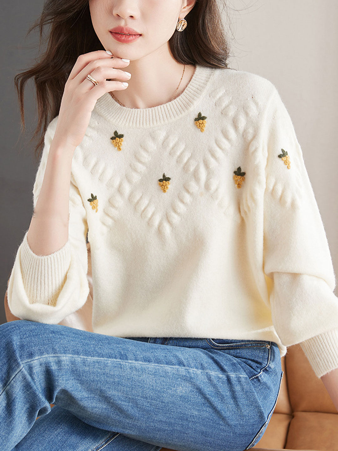 Sophia Classic Crew Neck Embroidered Knitted Sweater