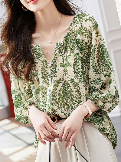 Zoey Classic V-neck Floral Chiffon Top