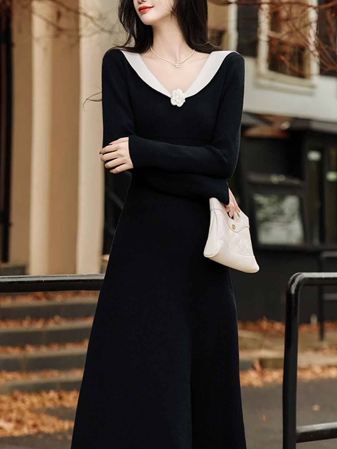 Sofia Retro V-Neck Waisted Fishtail Knitted Dress