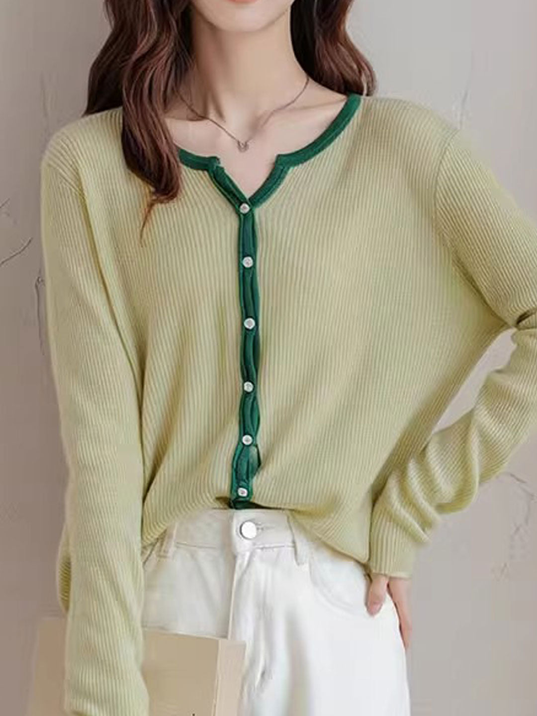 Madison Classic V-Neck Colorblock Knitted Sweater