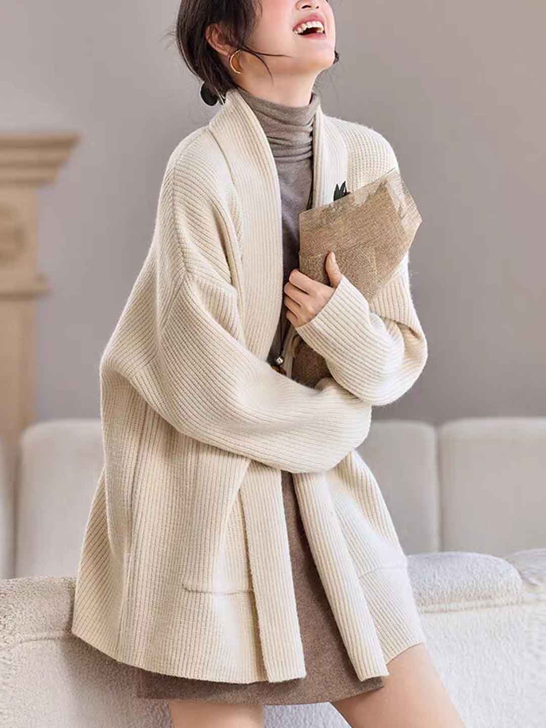 Emily Classic V-Neck Thick Knitted Coat