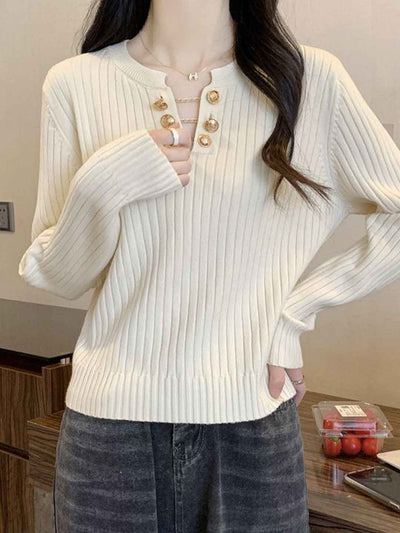 Trinity Elegant V-Neck Chain Knitted Top