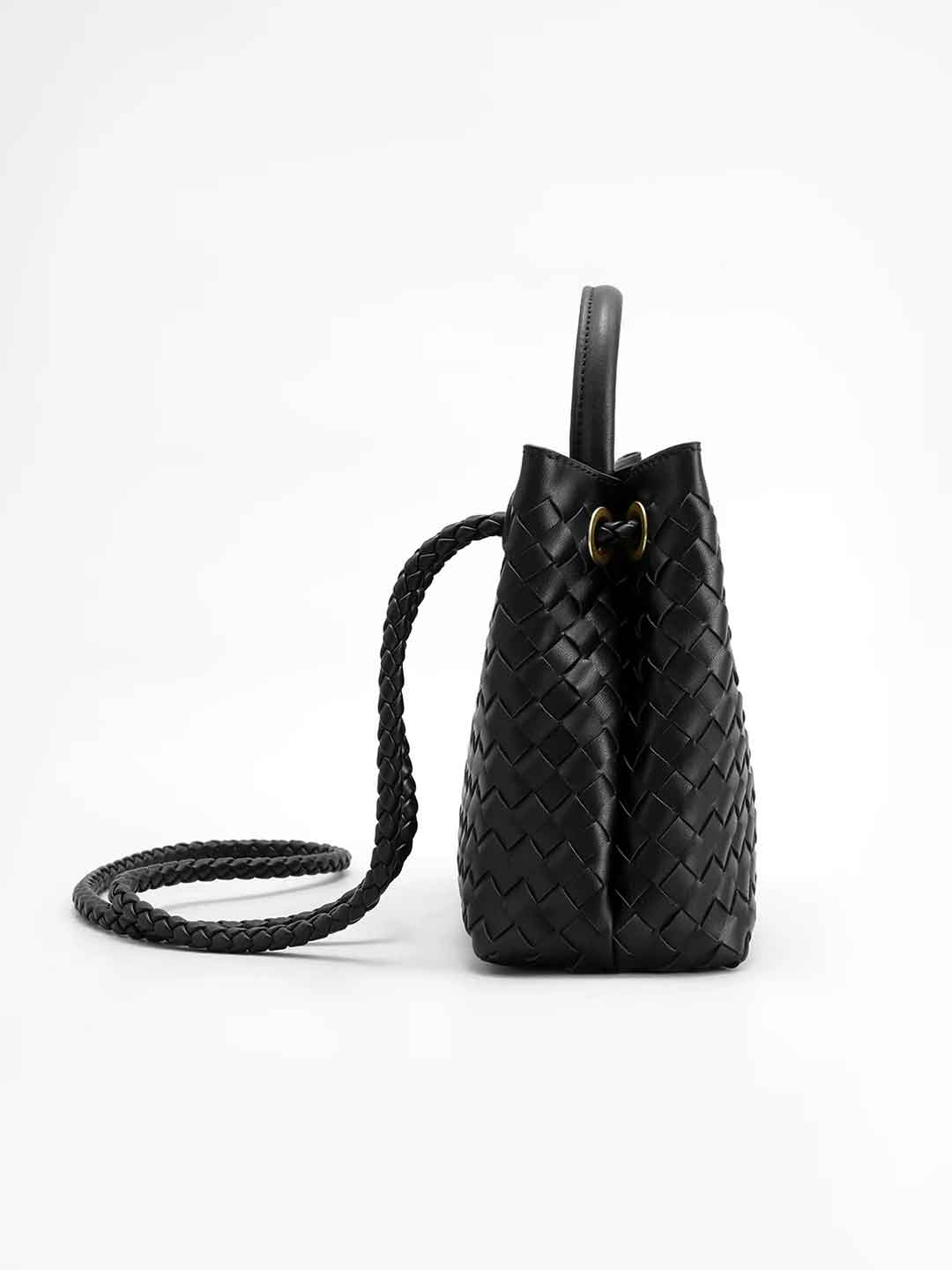 Metal Cord Buckle Handbag