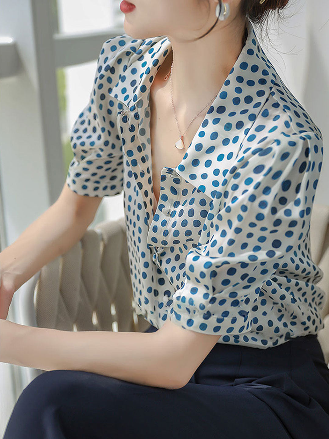 polka dot puff sleeve blouse
