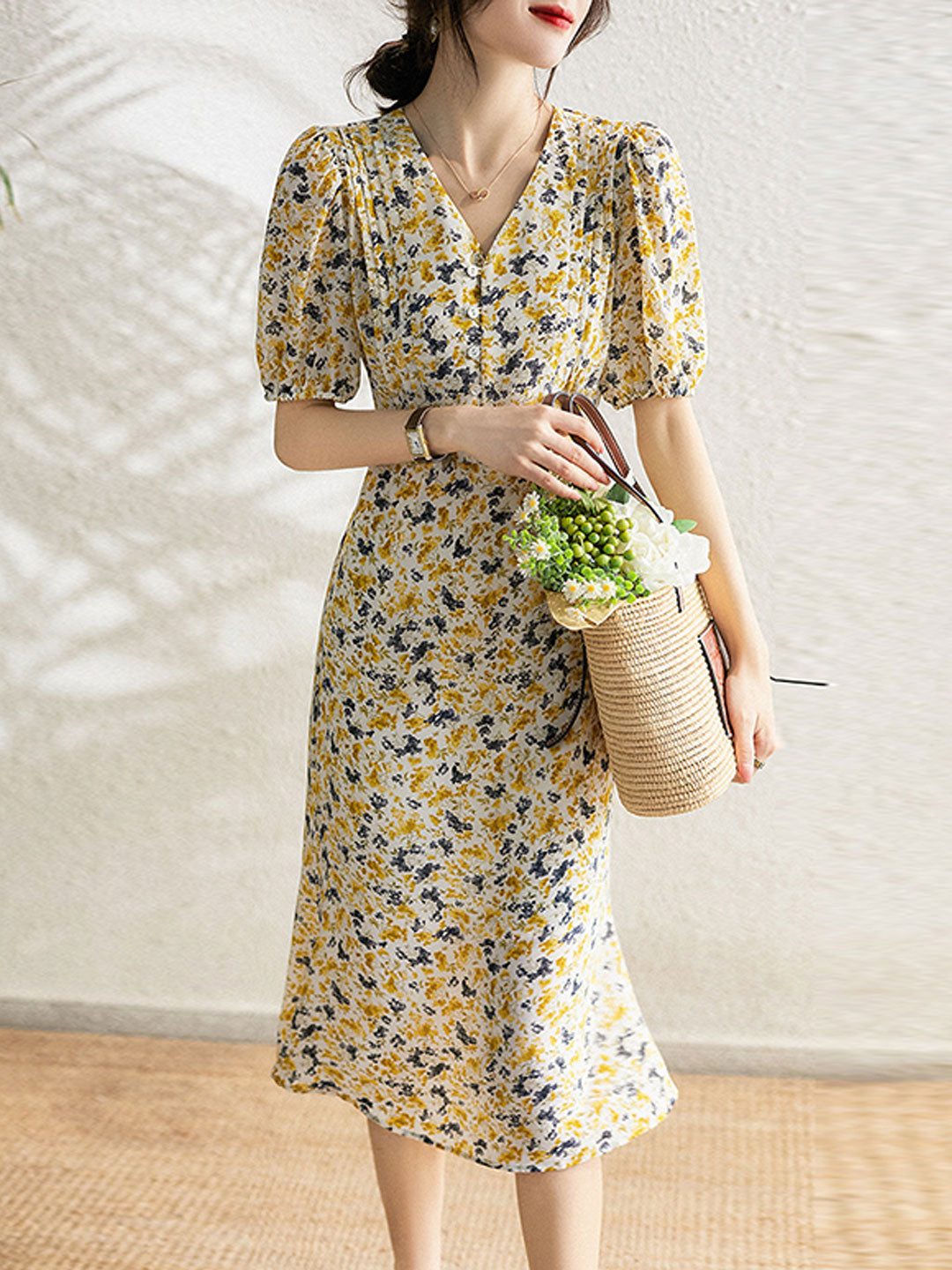 Kayla Retro Floral Puff Sleeve Dress