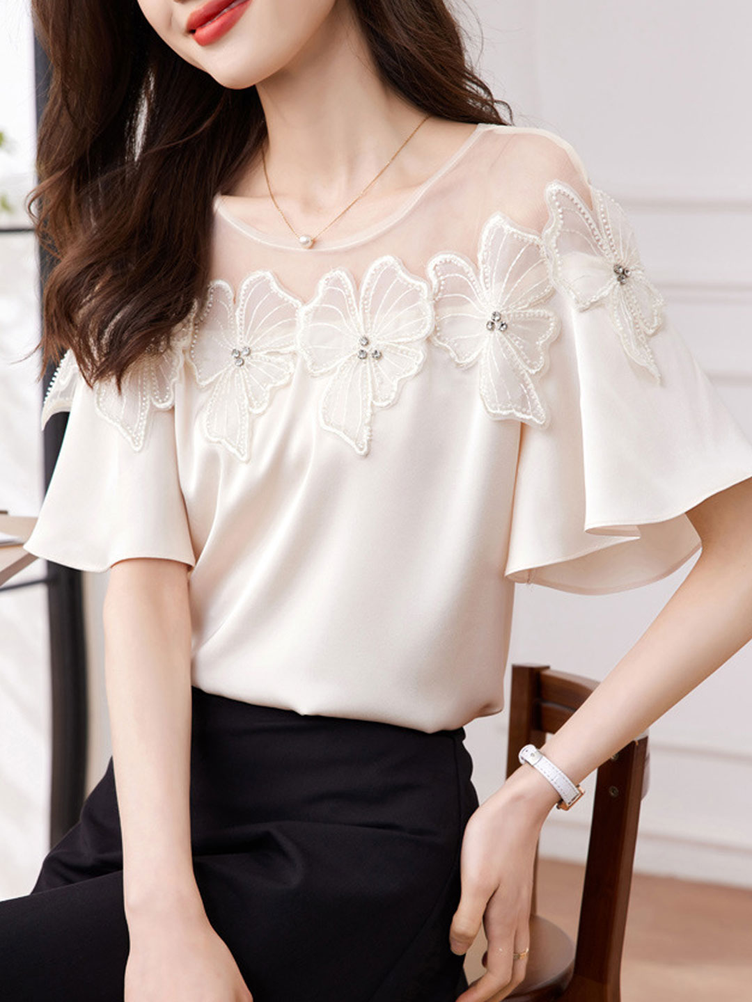 Ava Retro Mesh Splicing Beaded Flower Chiffon Top-Beige