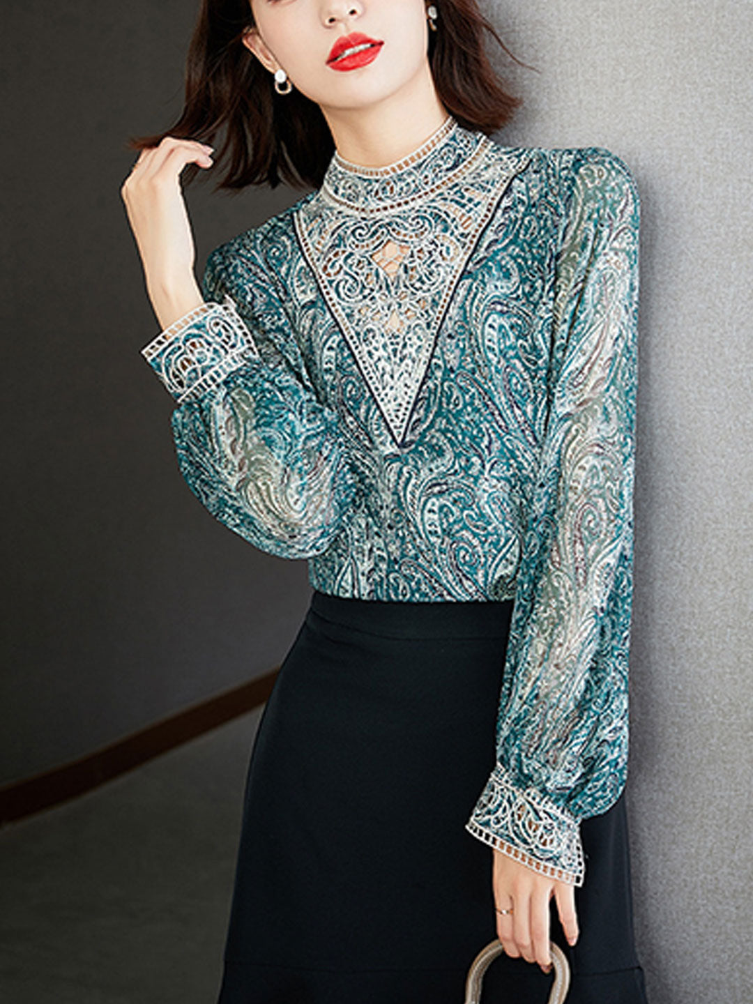 Kayla Retro Embroidered Balloon Sleeve Blouse