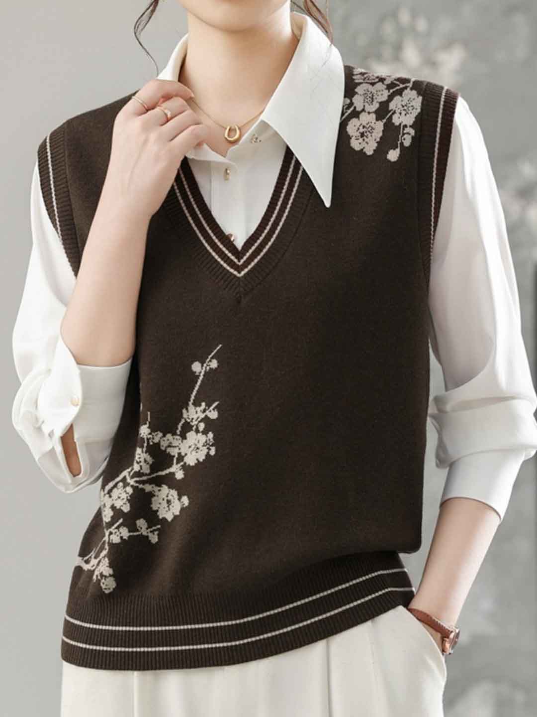 Ashley Casual V-Neck Printed Knitted Vest