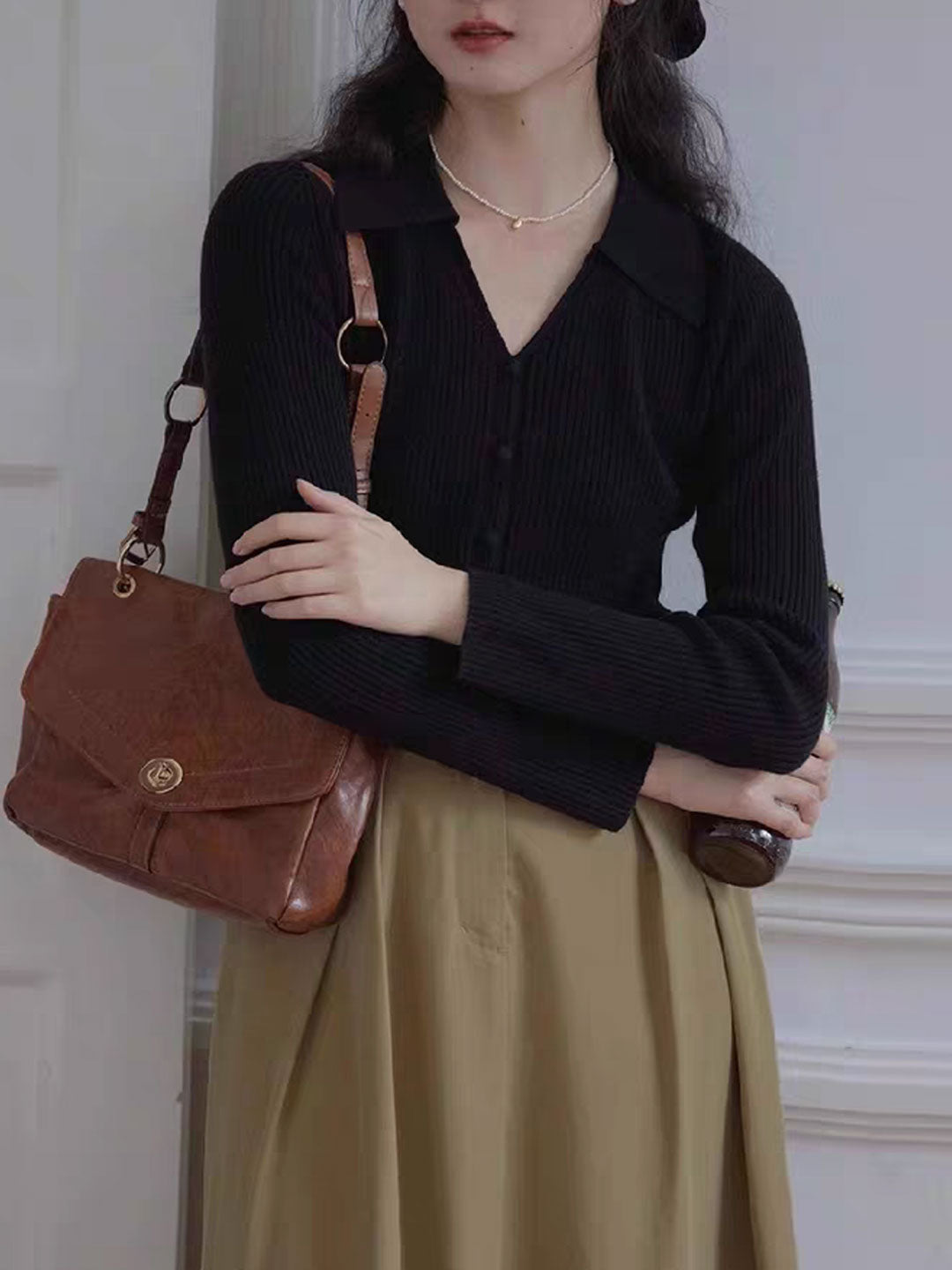 Zoey Retro V-Neck Solid Color Knitted Top