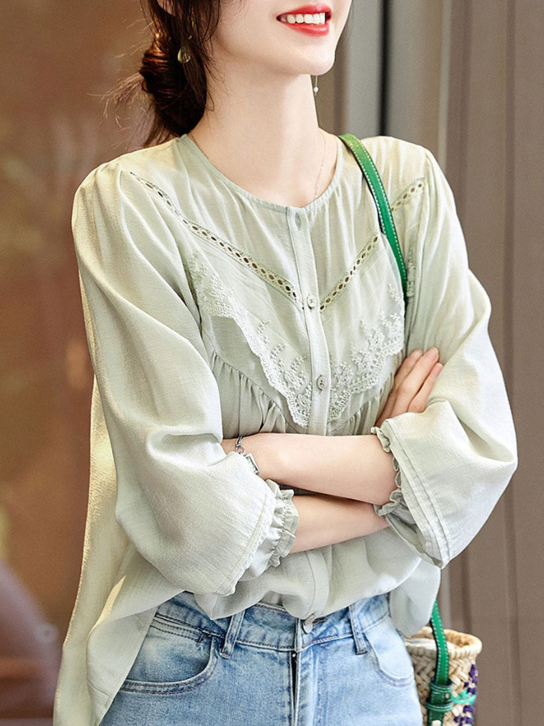 Ella Classic Crew Neck Puff Sleeve Lace Blouse