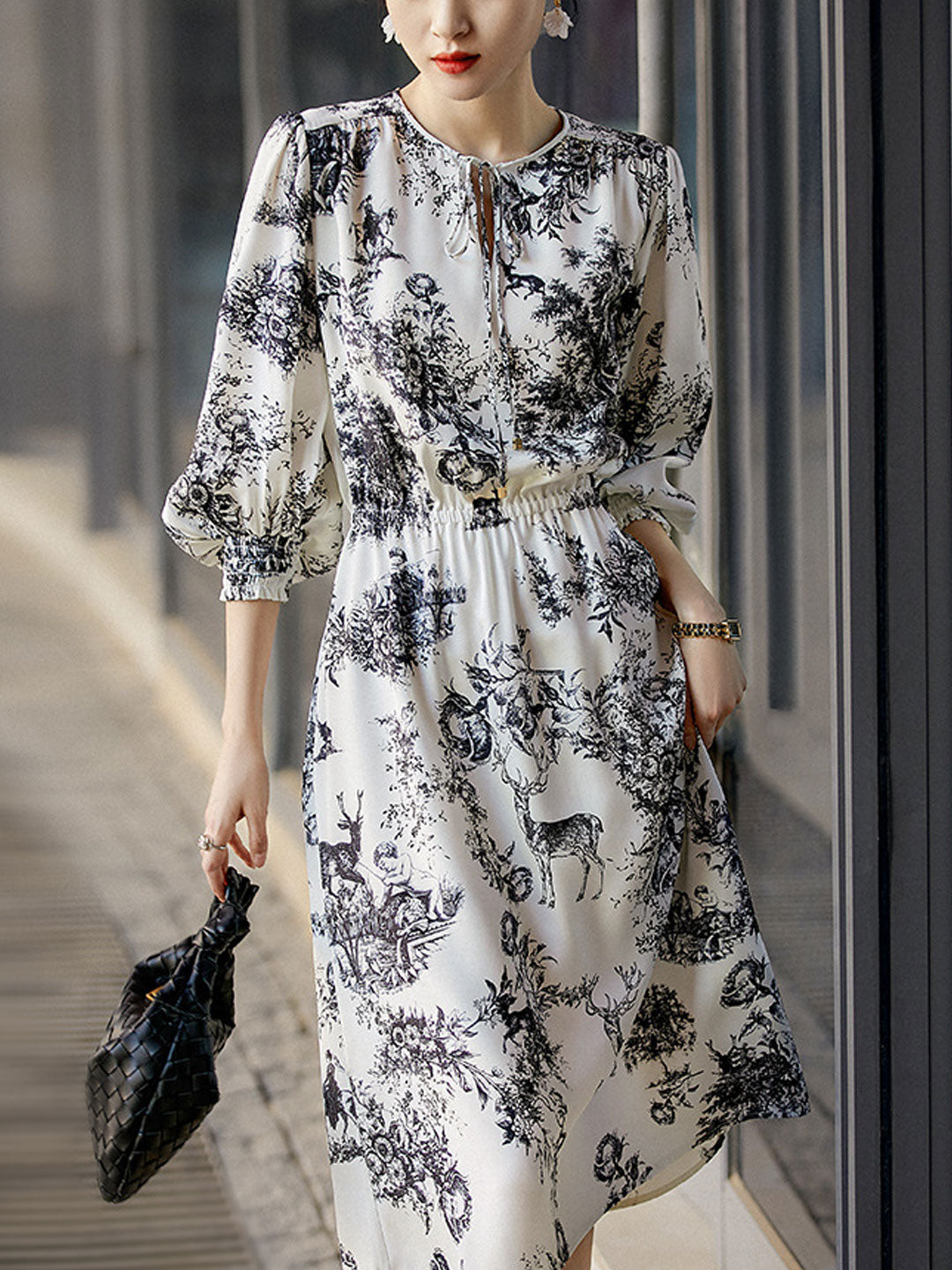 Alyssa Classic Lantern Sleeve Tie Printed Dress