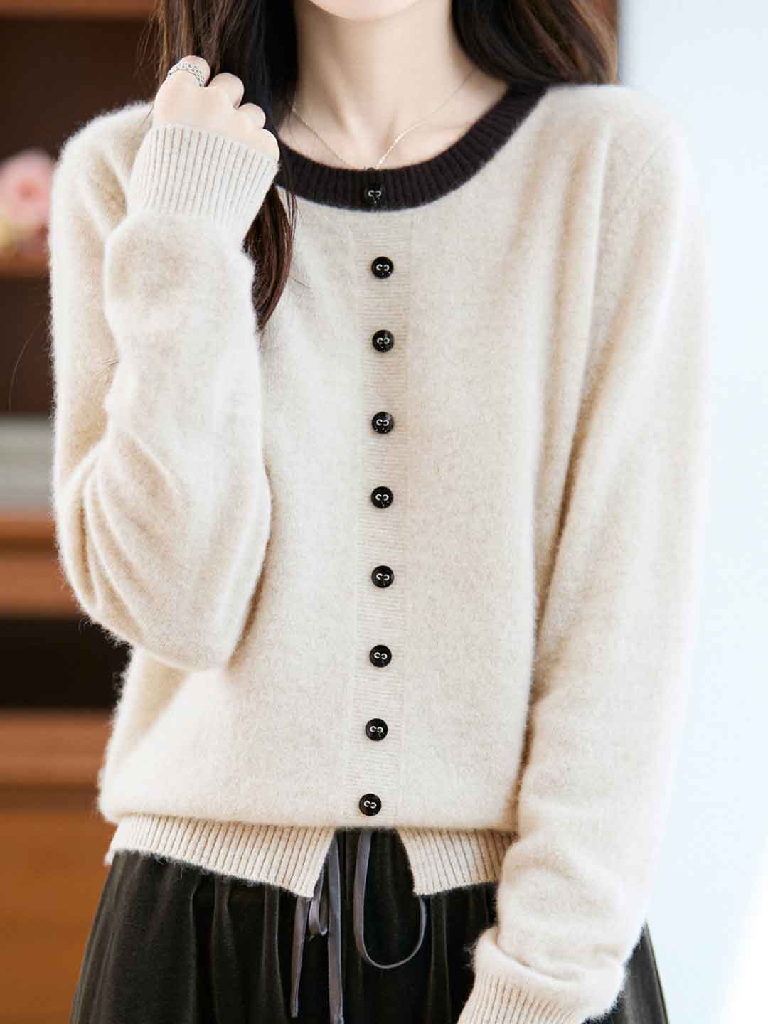 Maya Loose Crew Neck Colorblocked Pullover Knitted Sweater