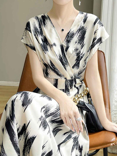 Jasmine Vacation V-Neck Belted Printed Dress