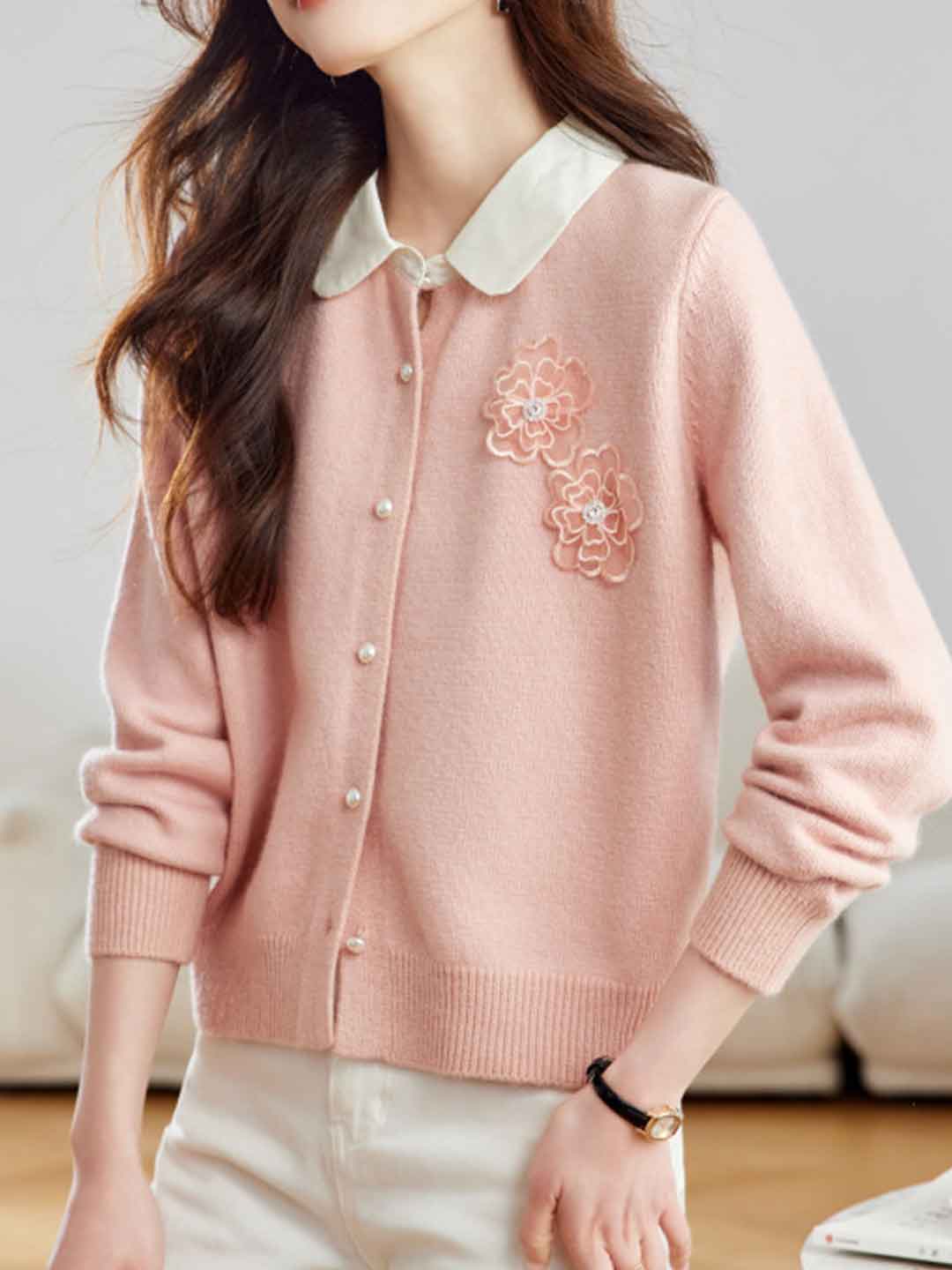 Kayla Crew Neck Flowers Beaded Knitted Cardigan