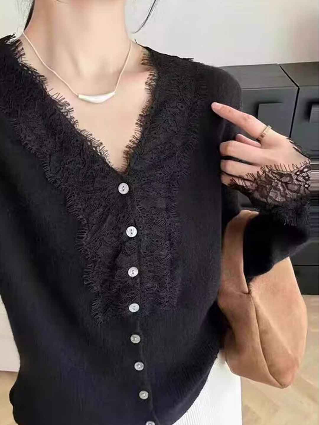 Trinity Slim V-Neck Lace Knitted Cardigan