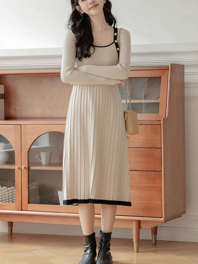 Natalie Contrasting Color Pleated Knitted Sweater Dress