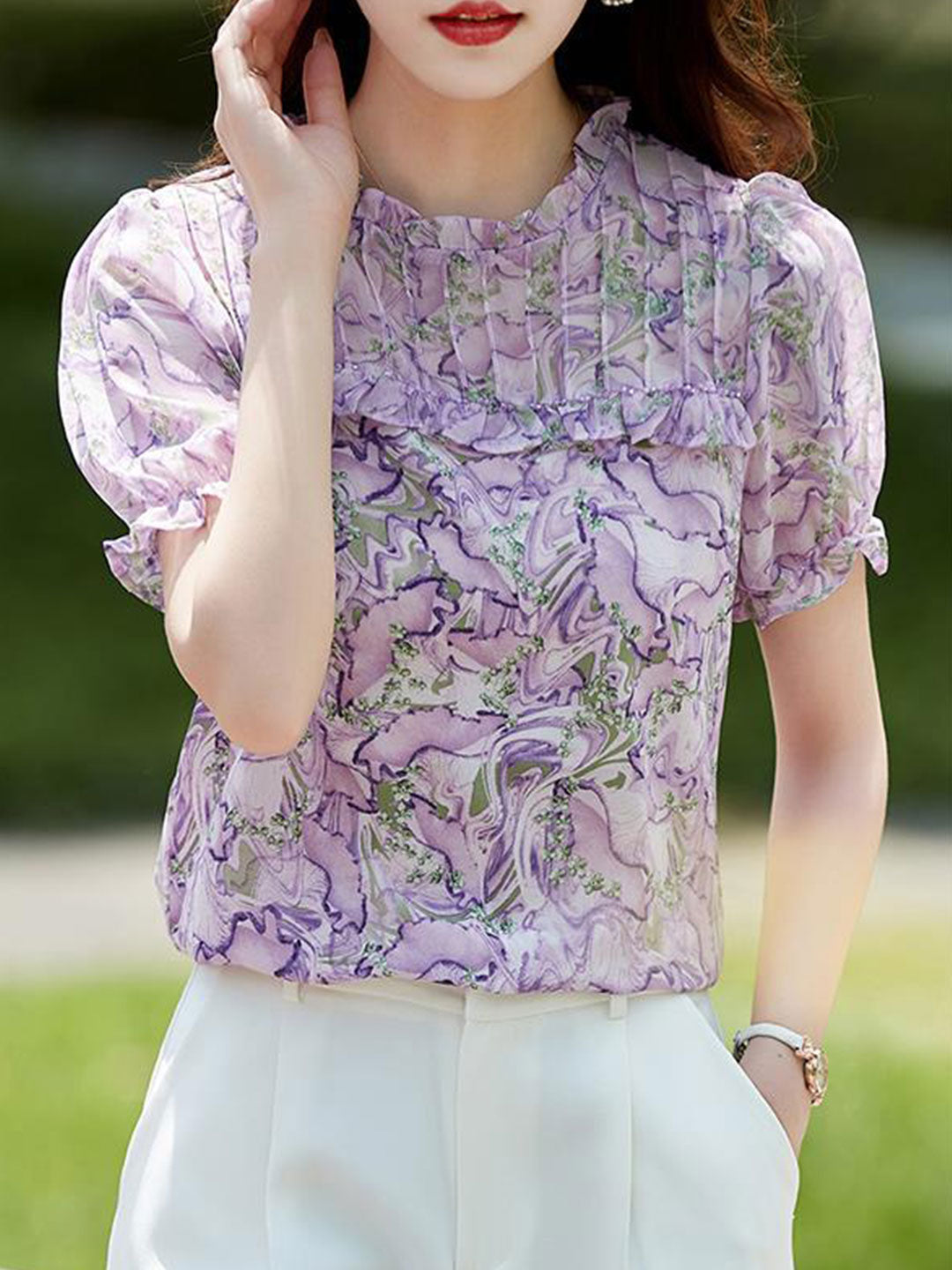 Natalie Classic Auricular Printed Floral Top